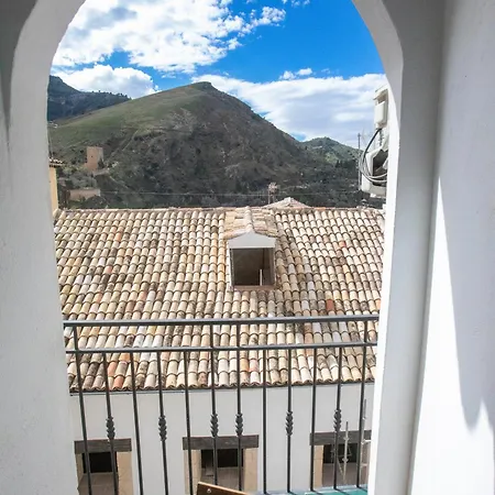 Coque Apartament Cazorla